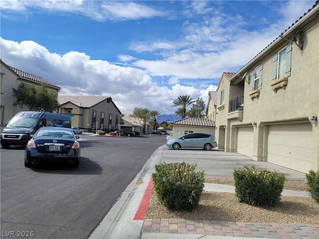 Photo - 6140 Pine Villa Ave