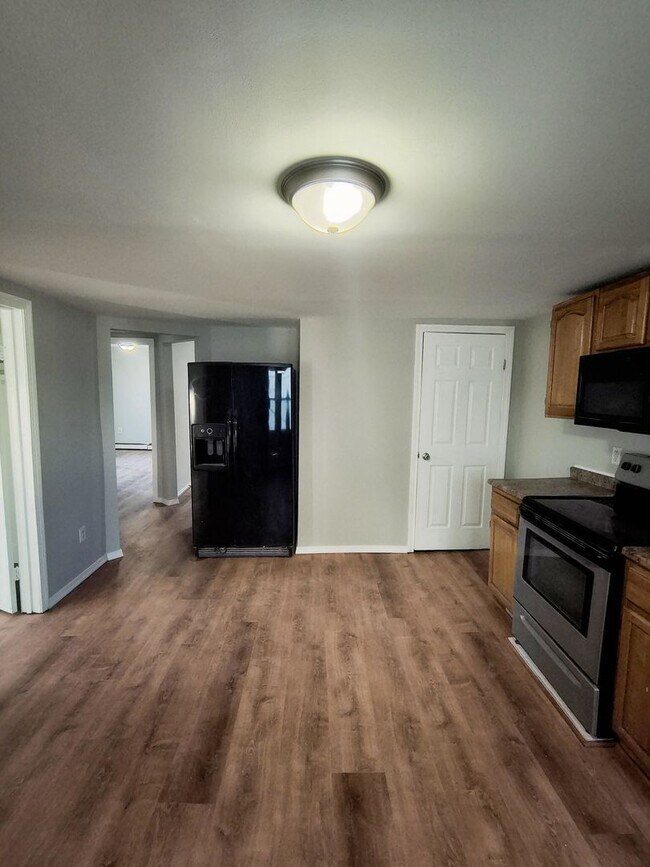 Photo - 37-41 Mason Avenue Unidad #2