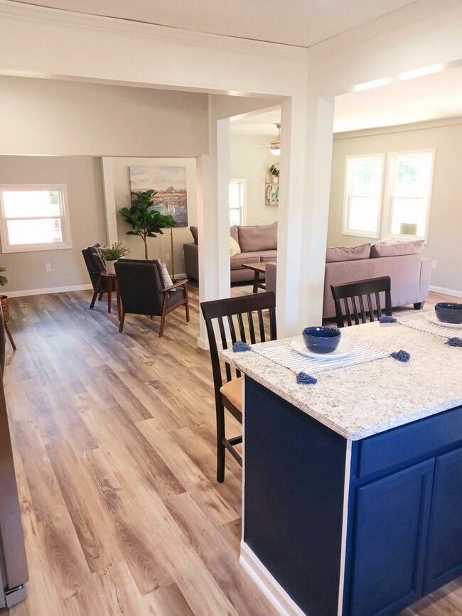 Waterproof luxury plank floors
