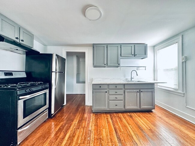 Building Photo - 175 Bradley St Unit 175-2
