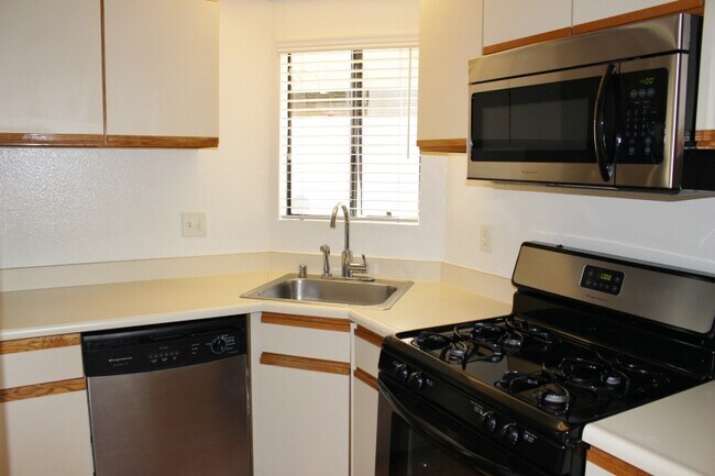 Photo - 924 3rd Street