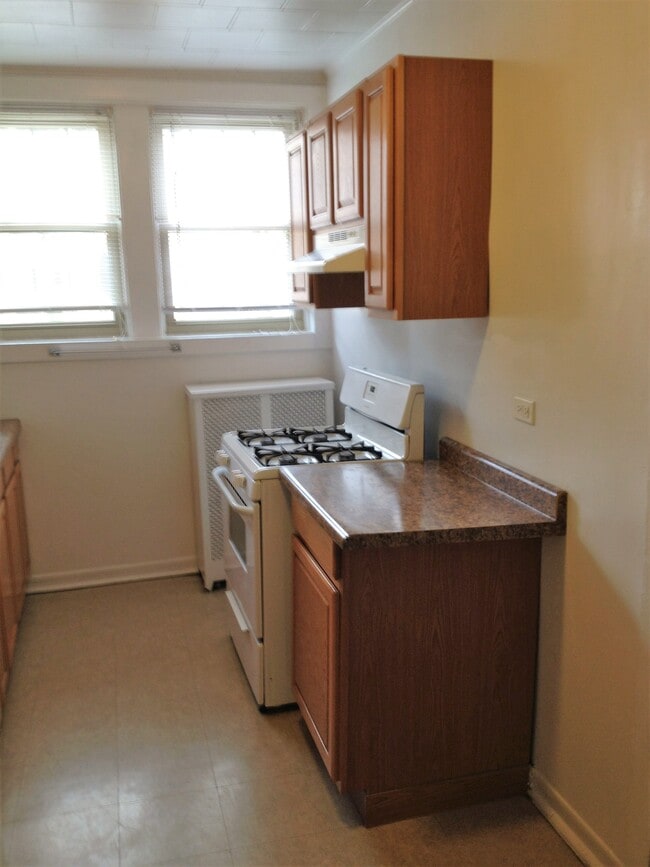 Photo - 322-330 W Washington Blvd