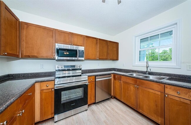 Photo - 251 Pompano Dr SE Unit D