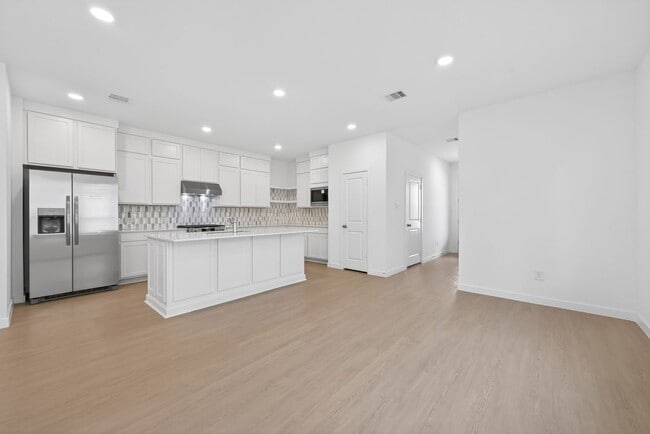 Photo - 13071 Pne Trace St