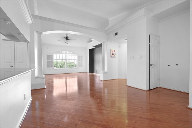 Photo - 2111 Welch St Unit A315