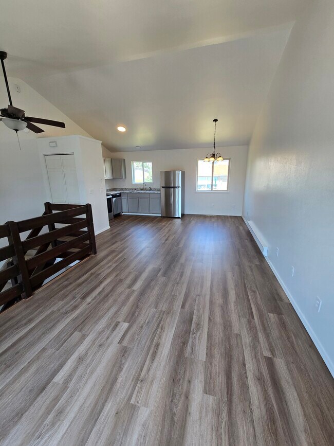 Photo - 540 Forest Edge Rd