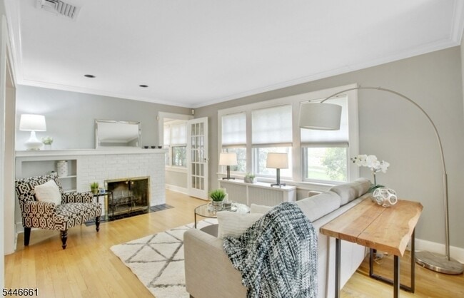 Photo - 14 Edgewood Terrace