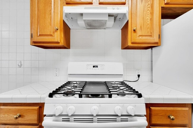 Photo - 218 Gale Luxury Investments LLC