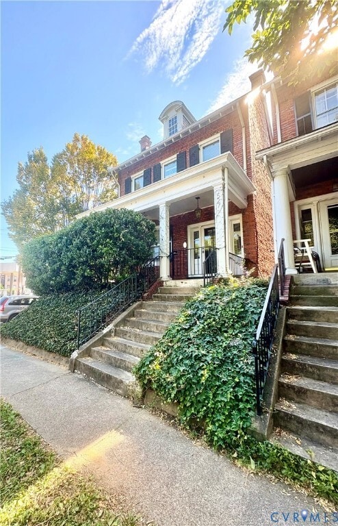 Building Photo - 527 N Sheppard St Rental