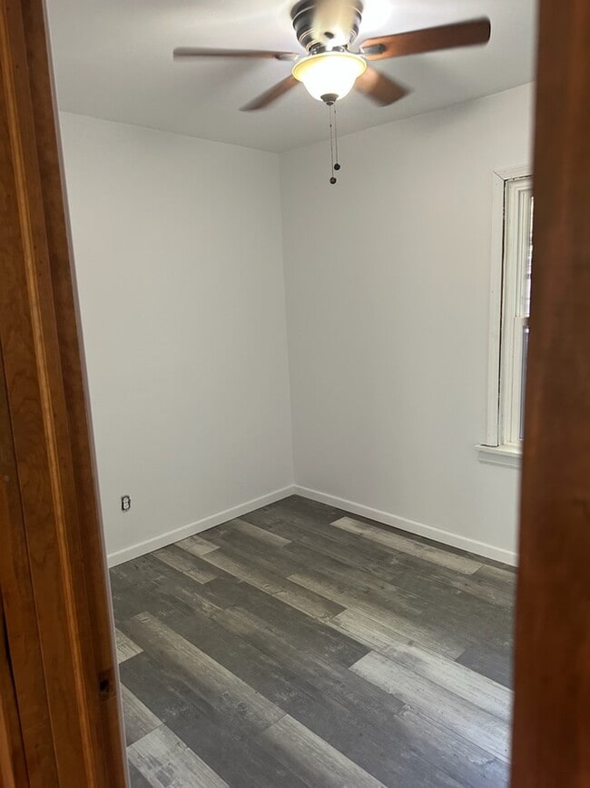 Photo - 1204 N Hickory Terrace