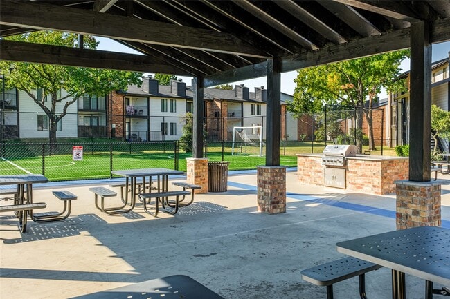 Photo - 4600 W Pioneer Dr Unit 182