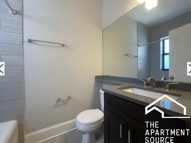 Photo - 2317.5 N Rockwell St Unit A2