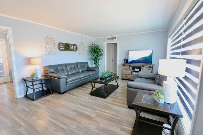 Photo - 1216 Brookhaven Dr