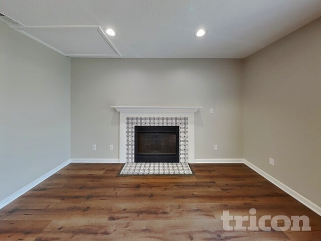 Photo - 10229 Park Valley Dr