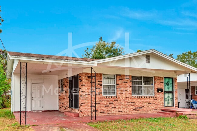 Building Photo - 1130 W 21st St