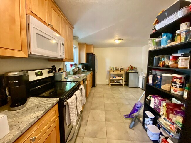Photo - 16 Curtis Ave Unit 1