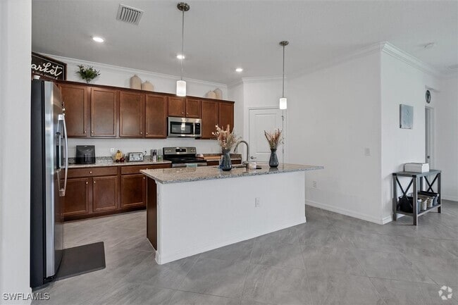 Building Photo - 14672 Cantabria Dr Rental