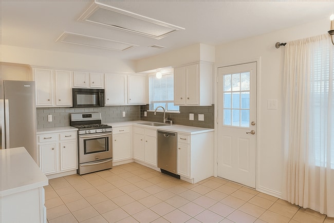 Photo - 4427 Eaglewood Trail Dr