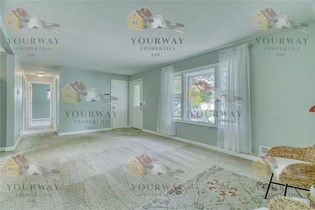 Photo - 18 Blueberry Crescent