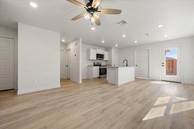 Photo - Beautiful New Build Home in Cypress Ranch!