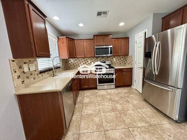 Photo - Beautiful two-story home in the fantastic North Phoenix Fireside at Norterra is ready to move-in.