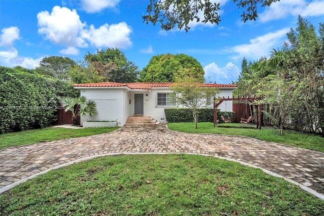 Building Photo - 3671 SW 19th St Rental