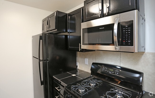 Washington House Apartments