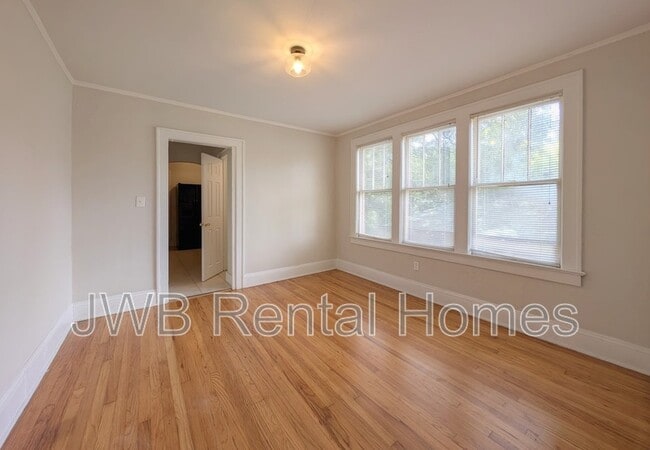Photo - 2248 Dellwood Ave