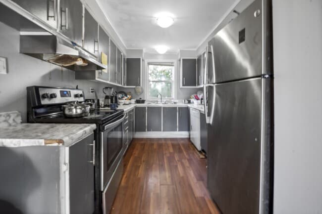 Photo - 39 Oxen Pond Rd Unit Main Room 4