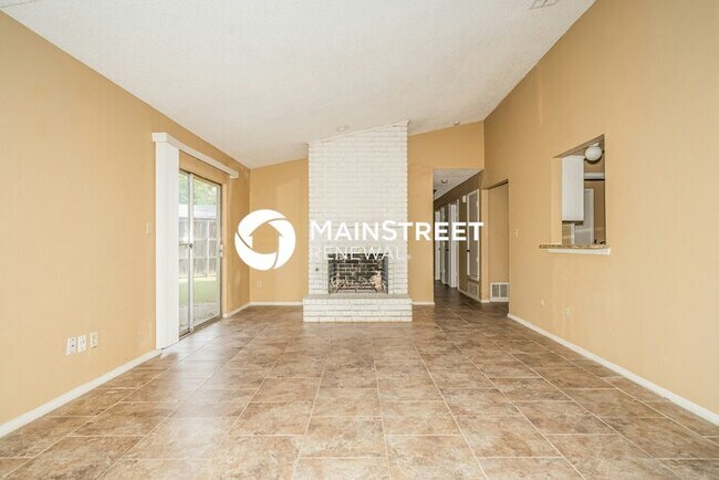 Photo - 3 Bedroom Pet-Friendly Home in Garland, TX...