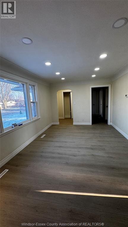 Photo - 2475 Meighen Rd