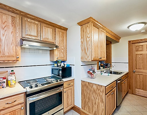 Photo - 12 S Russell St Unidad 1