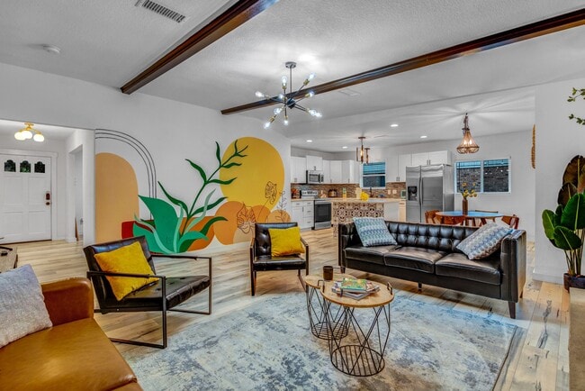 Photo - 5918 Lattimer Dr