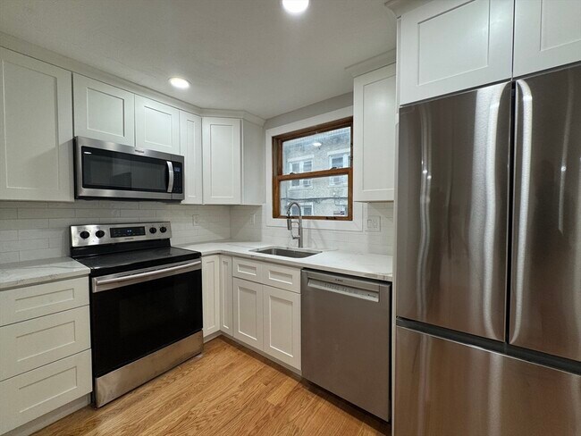 Photo - 41 Ashford St Unit 3