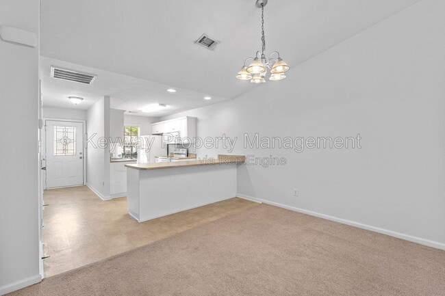 Photo - 130 Bennington Ln