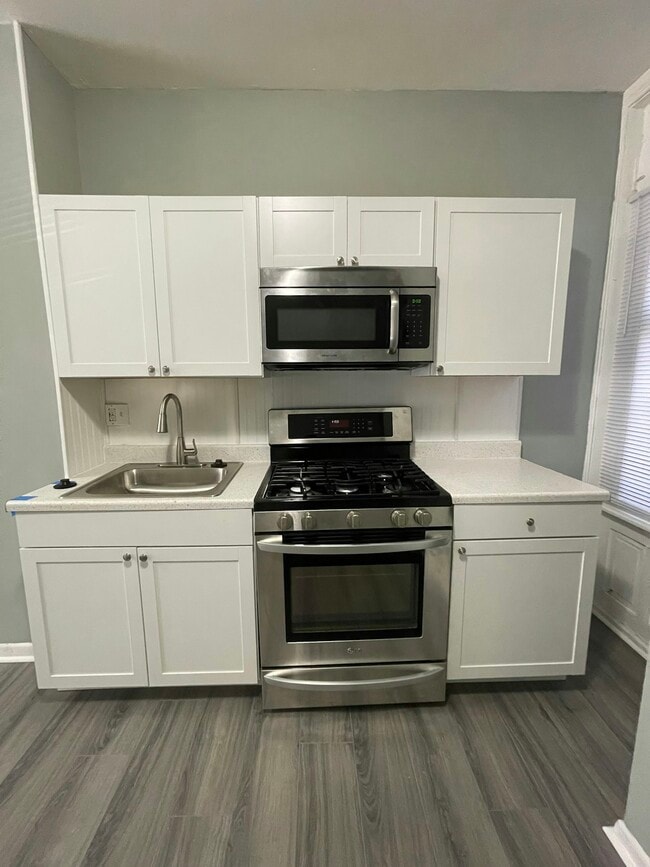 Photo - 2831 W Oxford St Unit 1