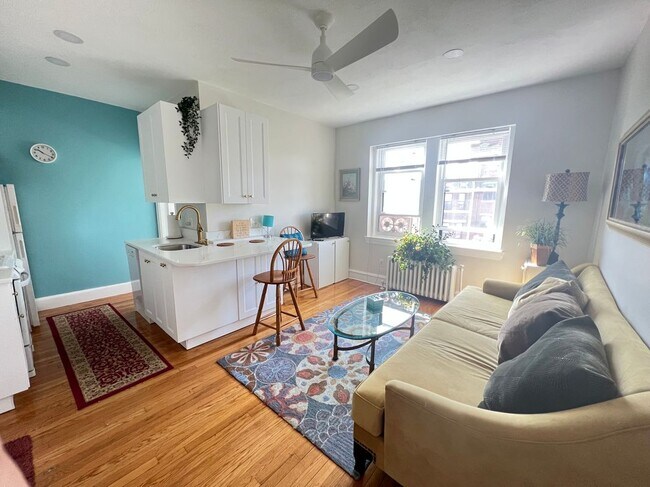 Building Photo - 86 Jersey St Rental