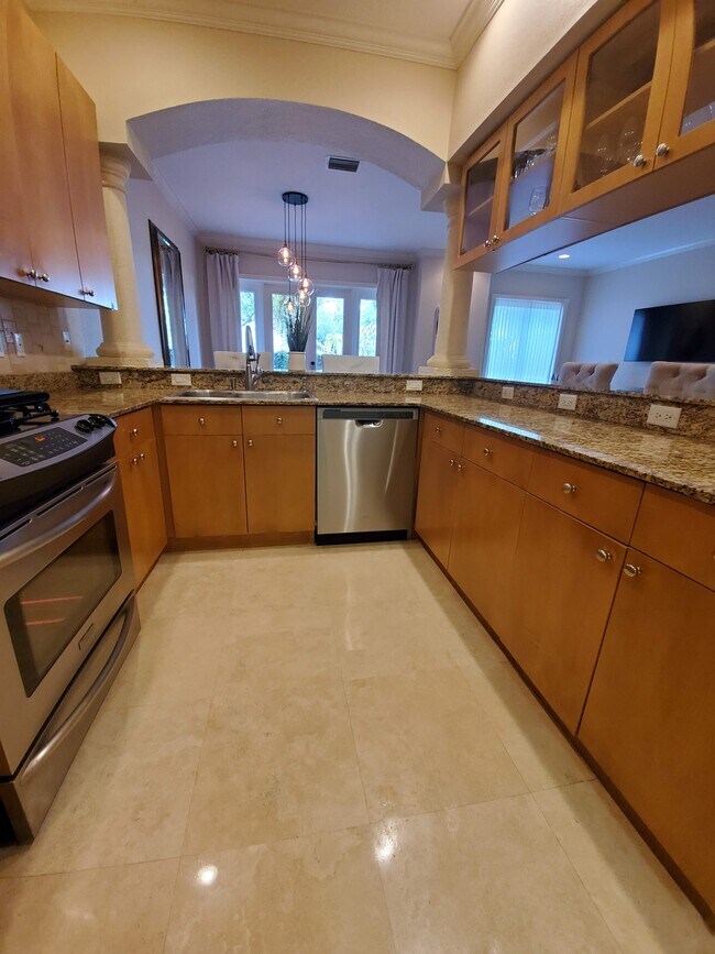 Photo - 4907 Bayshore Blvd