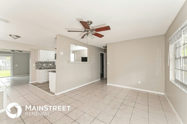 Photo - 2549 Brampton Ct