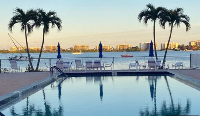 Photo - 1516 S Lakeside Dr Unidad Water Front Condo