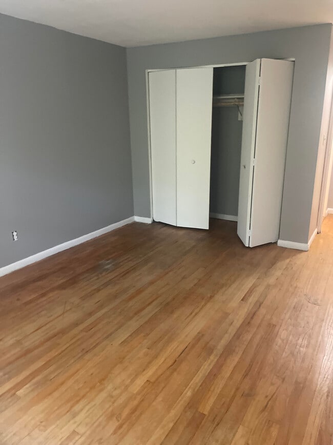 Photo - 70 Farmington Ave Unidad 2L