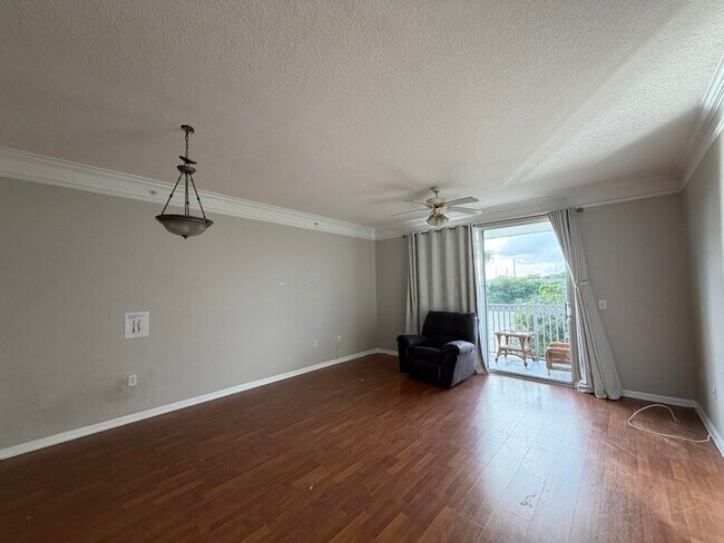 Photo - 2052 Alta Meadows Ln