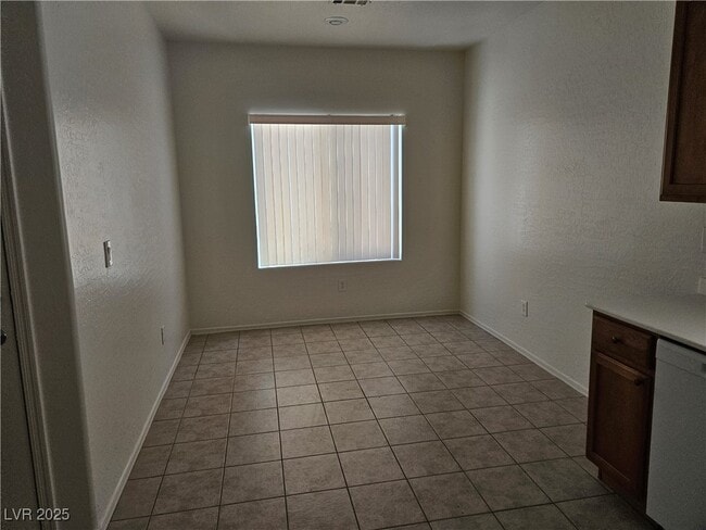Photo - 7637 Fieldfare Dr
