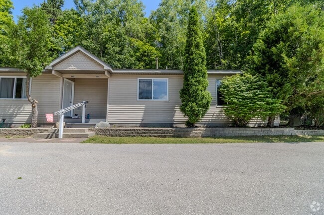 Building Photo - MF Fouch Rd-Duplex Unit Fouch Rd E 8803 Rental