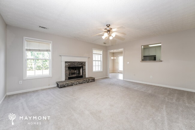 Photo - 49 Windcrest Dr