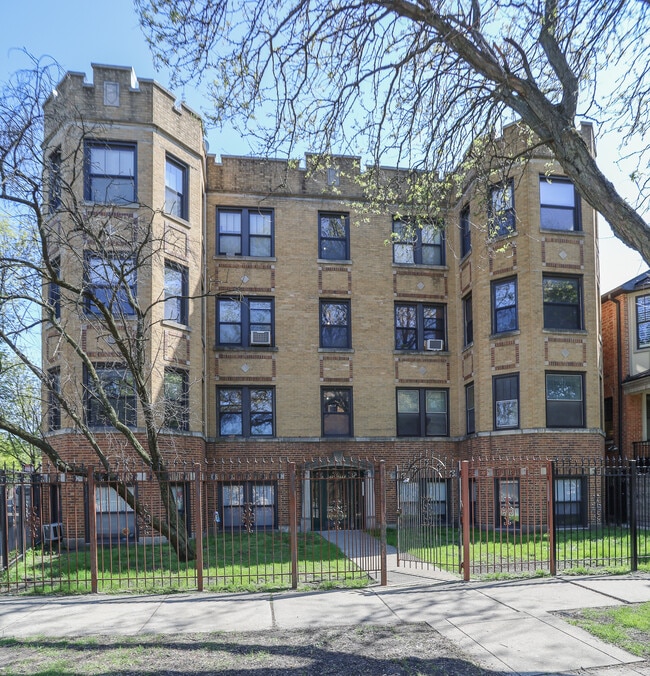 Building Photo - 4254 N Clark St Unit 1S Rental