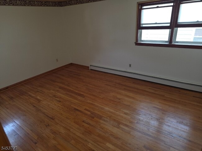 209 Ampere Pkwy