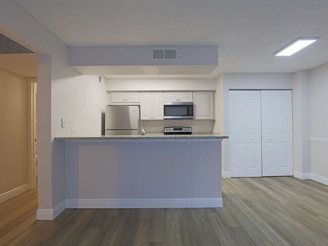 Photo - 5321 Summerlin Rd Unit 5321 Summerlin Road, 2106