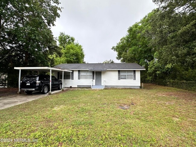 Building Photo - 555 Nightingale St