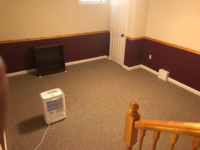 This pet free single family home is strategically located in State College - This pet free single family home is strategically located in State College